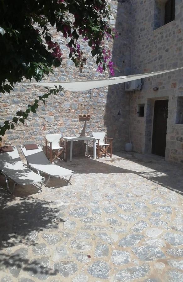 Mani Blue Studios Itylo Exterior foto